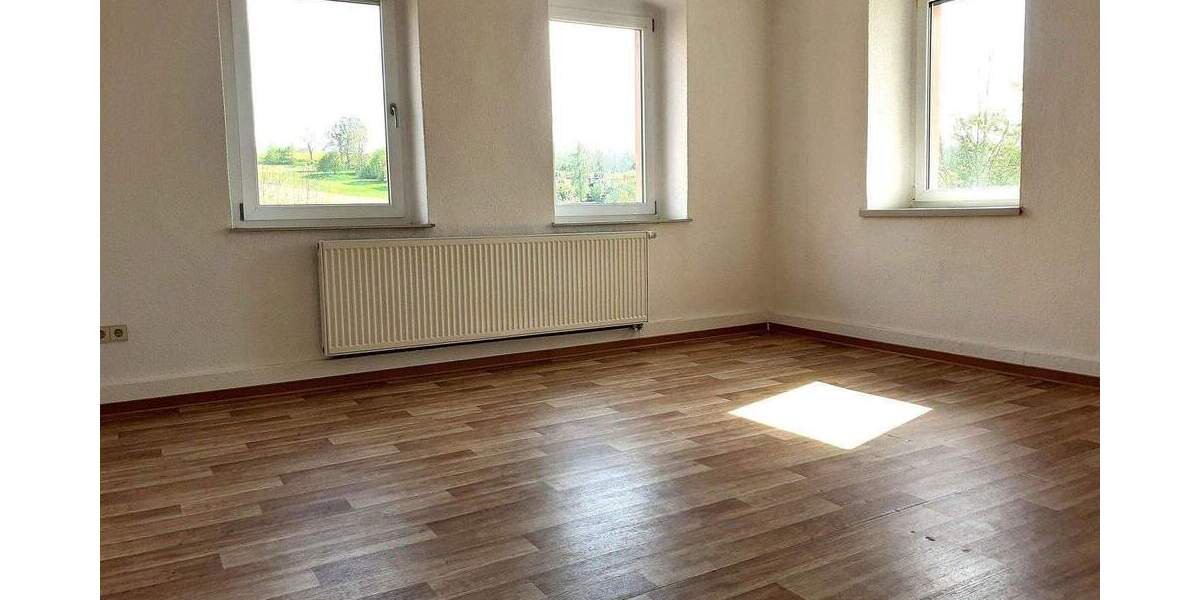 Etagenwohnung Frohburg OT Kohren-Salis Streitwald - 2 Zimmer, 82 m&sup2;, 410&euro; | Angebot:24838788