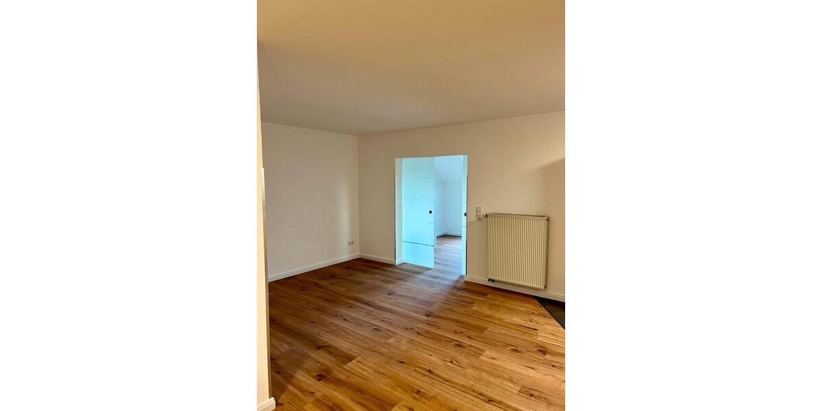 Bernkastel-Kues Plateau: 3 ZKB DG Wohnung 3 zimmer