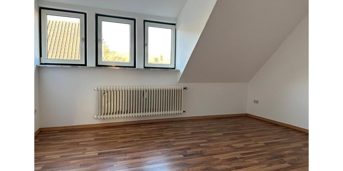 Dachgeschoßwohnung Bischofsheim in der Rhön - 3 Zimmer, 84 m&sup2;, 550&euro; | Angebot:22420515