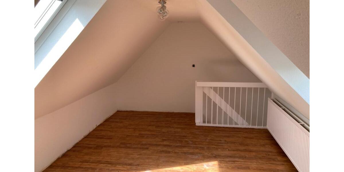 Dachgeschoßwohnung Stade Altländer Viertel - 2 Zimmer, 72 m&sup2;, 805&euro; | Angebot:25894550