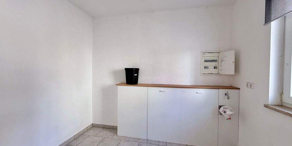 Etagenwohnung Helsa Wickenrode - 3 Zimmer, 83 m&sup2;, 650&euro; | Angebot:25676623