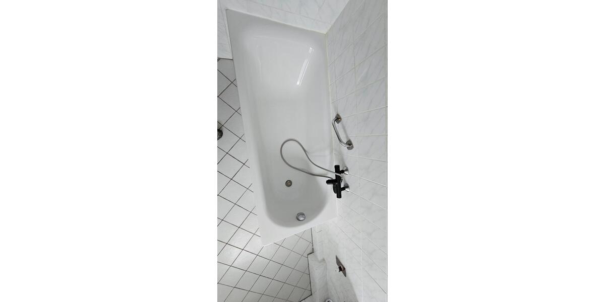 Dachgeschoßwohnung Bad Mergentheim - 3 Zimmer, 81 m&sup2;, 700&euro; | Angebot:23689910