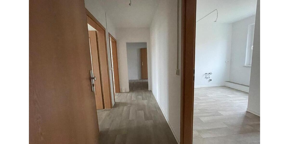 Etagenwohnung Sangerhausen - 2 Zimmer, 60 m&sup2;, 384&euro; | Angebot:26337107