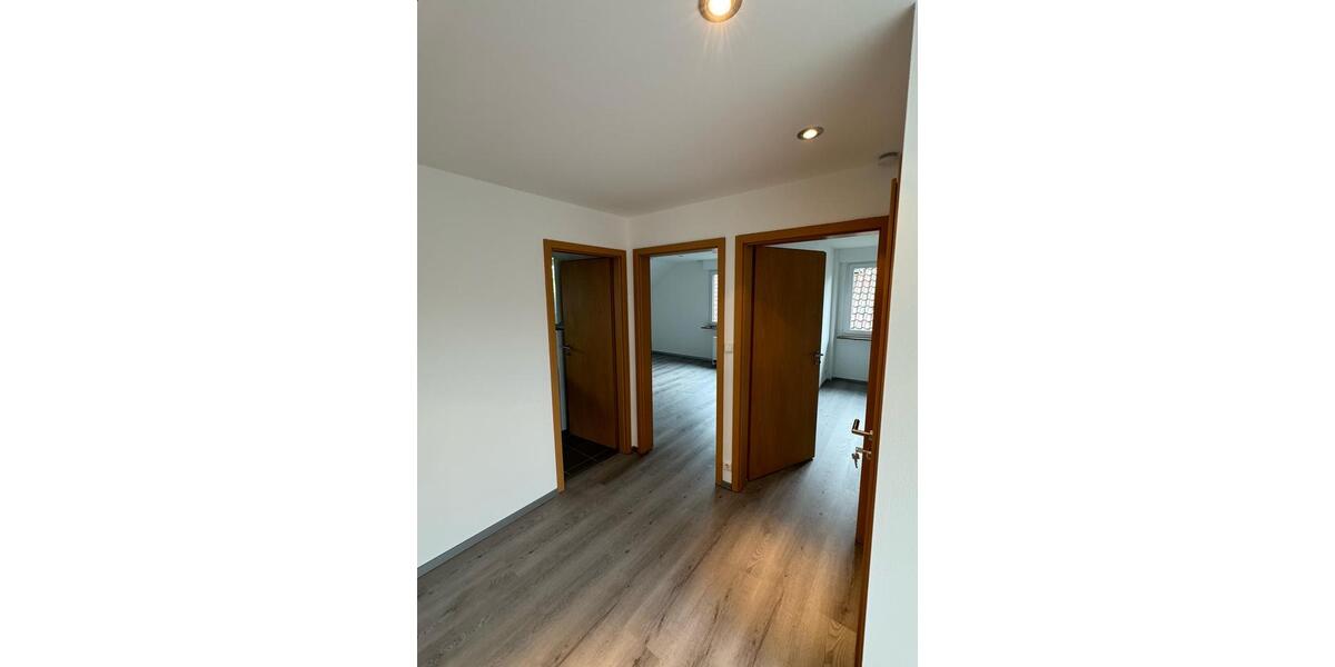 Dachgeschoßwohnung Hürtgenwald - 3 Zimmer, 76 m&sup2;, 590&euro; | Angebot:26705730