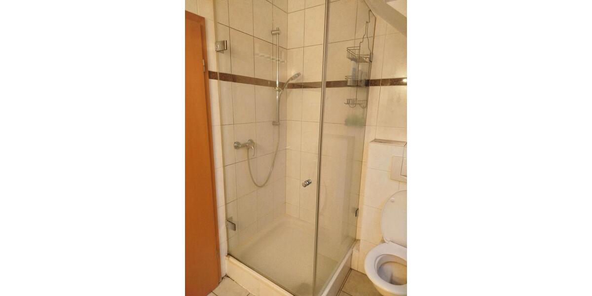 Wohnen auf Zeit Rheinbach - 11 Zimmer, 150 m&sup2;, 406&euro; | Angebot:24831035