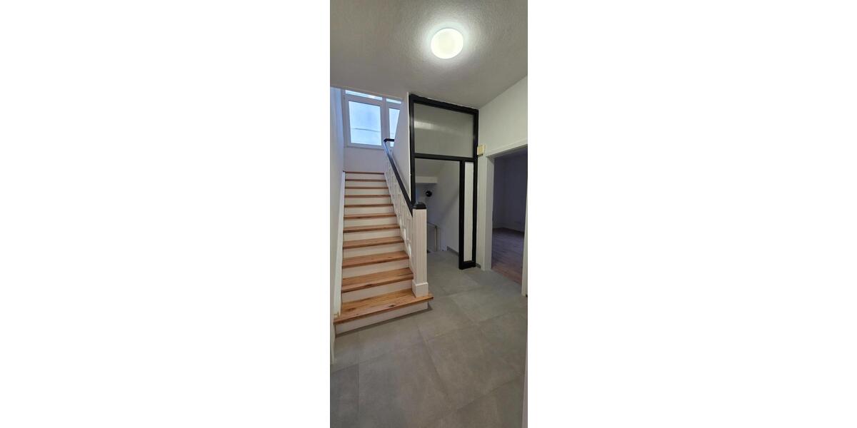 Einfamilienhaus Melle - 6 Zimmer, 175 m&sup2;, 1.750&euro; | Angebot:25862661