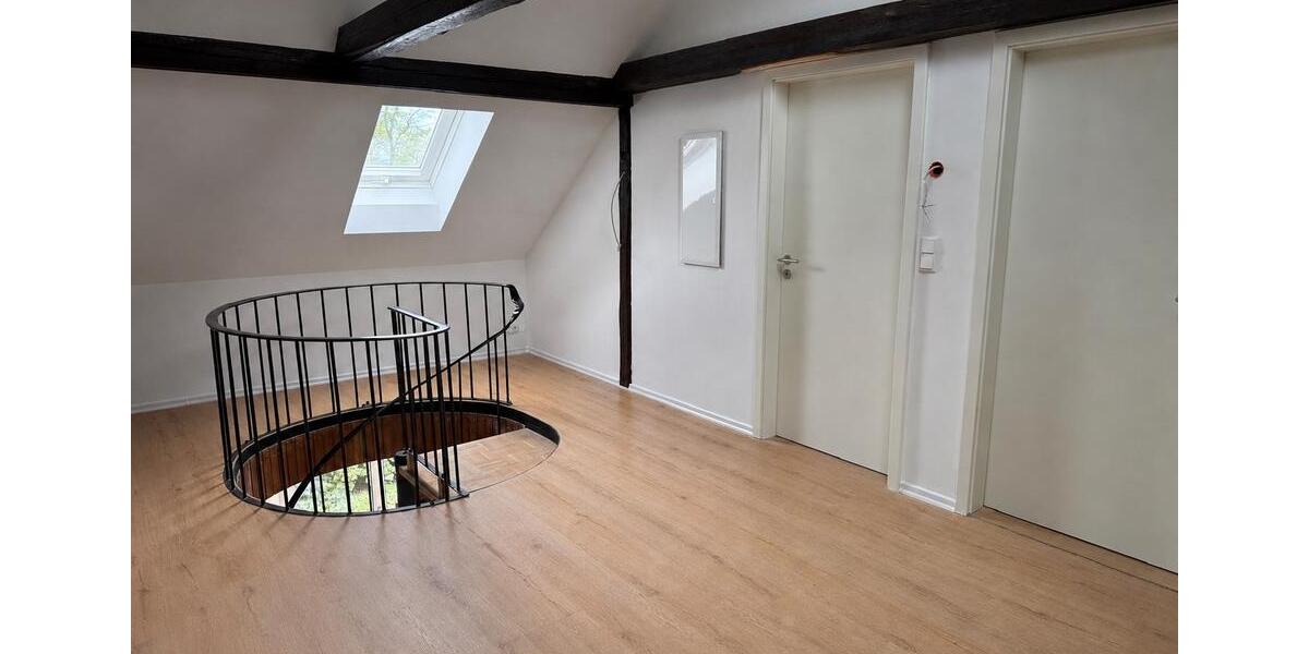 Maisonettenwohnung Schwandorf - 4.5 Zimmer, 117 m&sup2;, 1.190&euro; | Angebot:26706057