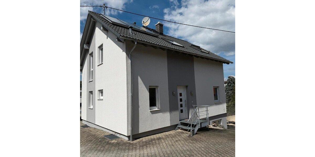 Einfamilienhaus Mössingen - 7 Zimmer, 165 m&sup2;, 1.600&euro; | Angebot:26223808