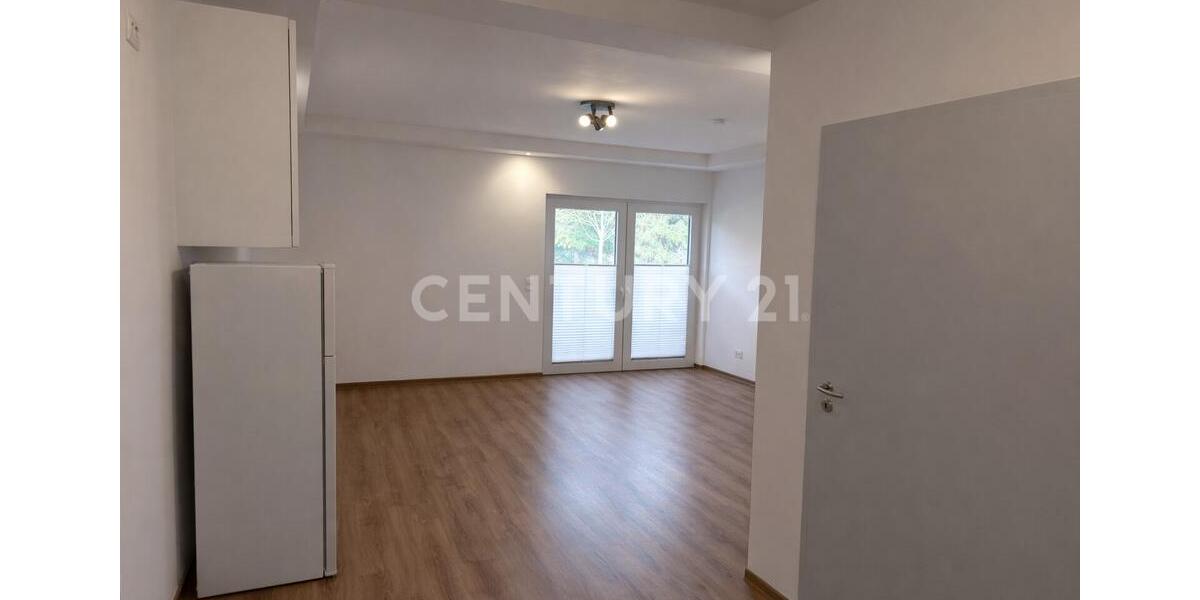 Etagenwohnung Schönebeck (Elbe) - 1 Zimmer, 34 m&sup2;, 450&euro; | Angebot:25778860
