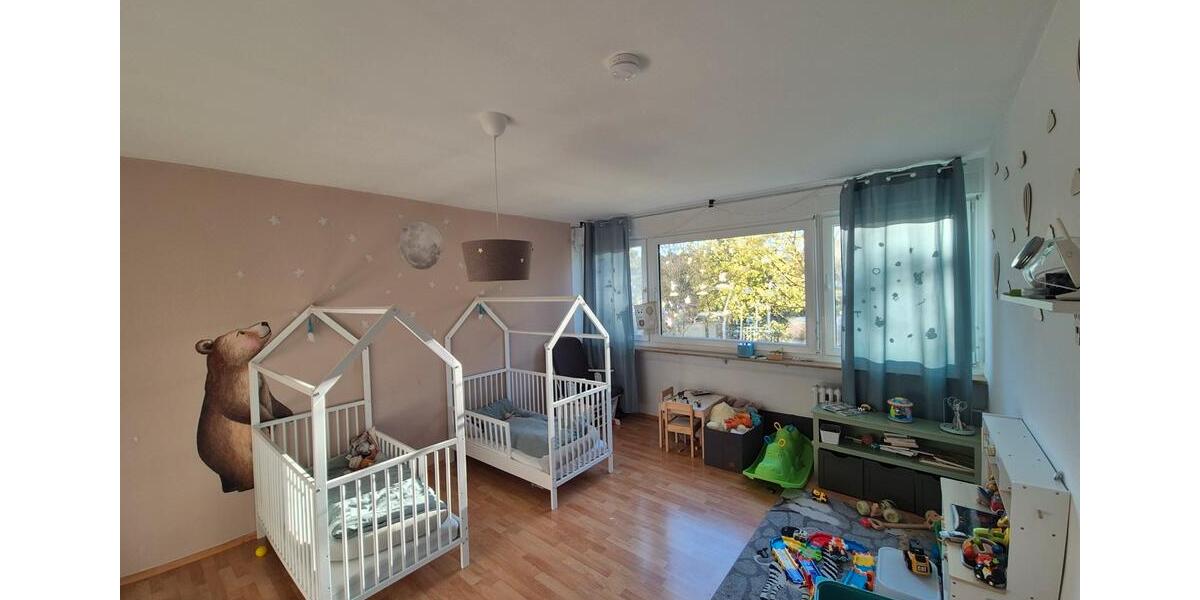 Etagenwohnung Karlsruhe Hagsfeld - 3 Zimmer, 94 m&sup2;, 1.200&euro; | Angebot:26534645