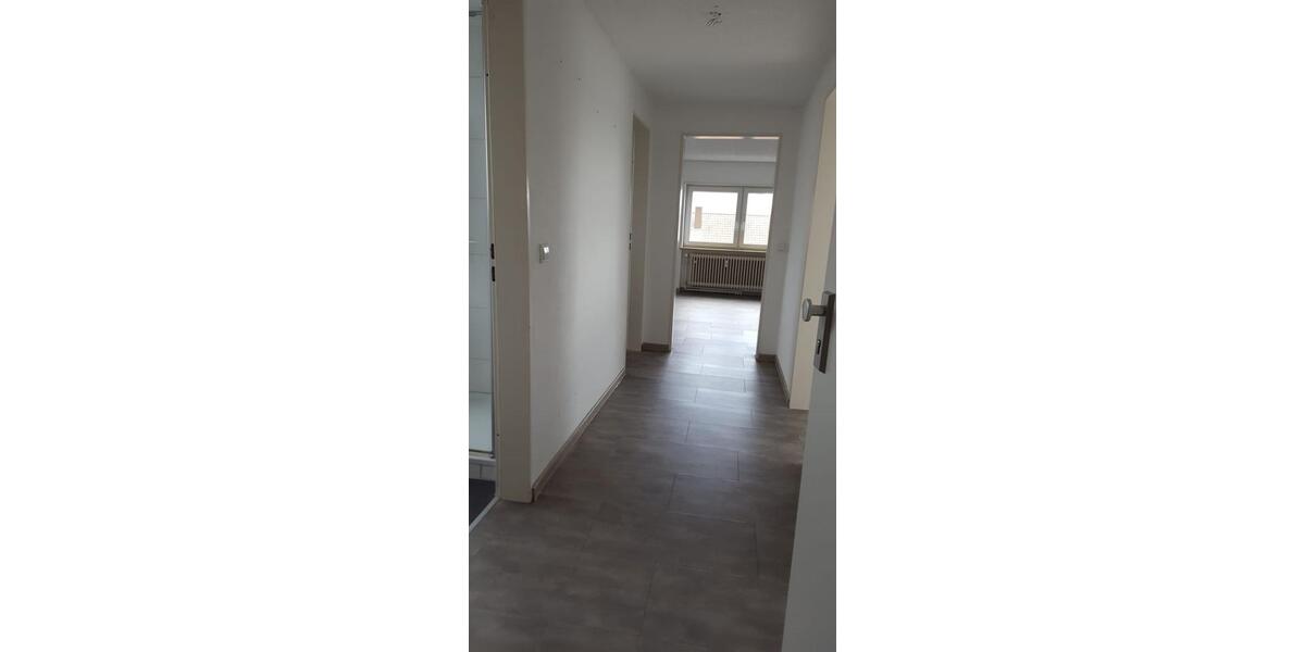 Dachgeschoßwohnung Schifferstadt - 3 Zimmer, 63 m&sup2;, 660&euro; | Angebot:26697689