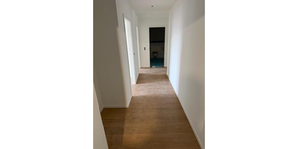 Etagenwohnung Herzogenrath - 2 Zimmer, 82 m&sup2;, 1.025&euro; | Angebot:24890908