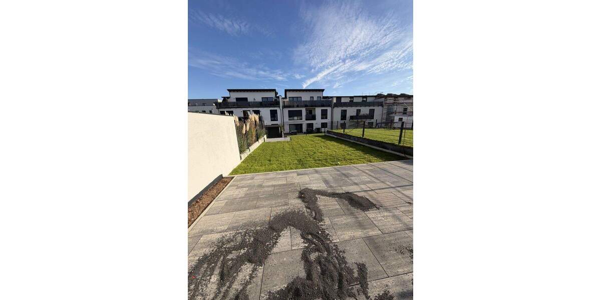 Reihenmittelhaus Ofenbach Bieber - 7 Zimmer, 200 m&sup2;, 3.000&euro; | Angebot:24031809