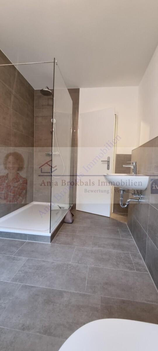 Gütersloh: Erdgeschoss mit Garten und Garage in einem 2 Familienhaus, stadtnahe Lage am Grüngürtel 4.5 zimmer