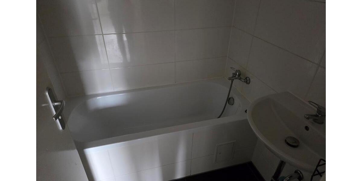 Etagenwohnung Werdohl - 4 Zimmer, 74 m&sup2;, 385&euro; | Angebot:26489444