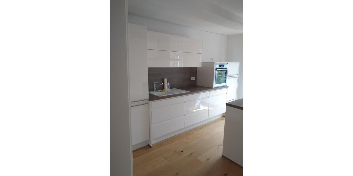 Dachgeschoßwohnung Balge - 2.5 Zimmer, 120 m&sup2;, 700&euro; | Angebot:24667348