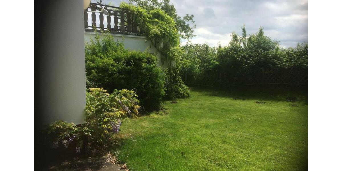 Einfamilienhaus Eppstein - 8 Zimmer, 220 m&sup2;, 2.990&euro; | Angebot:26441688