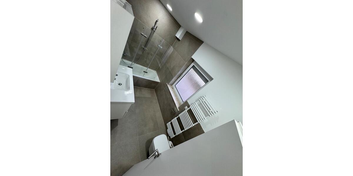 Etagenwohnung Merenberg - 4 Zimmer, 106 m&sup2;, 1.150&euro; | Angebot:26024528