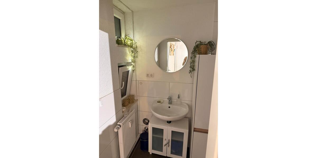 Wohnen auf Zeit Petersberg - 4 Zimmer, 75 m&sup2;, 340&euro; | Angebot:25905803