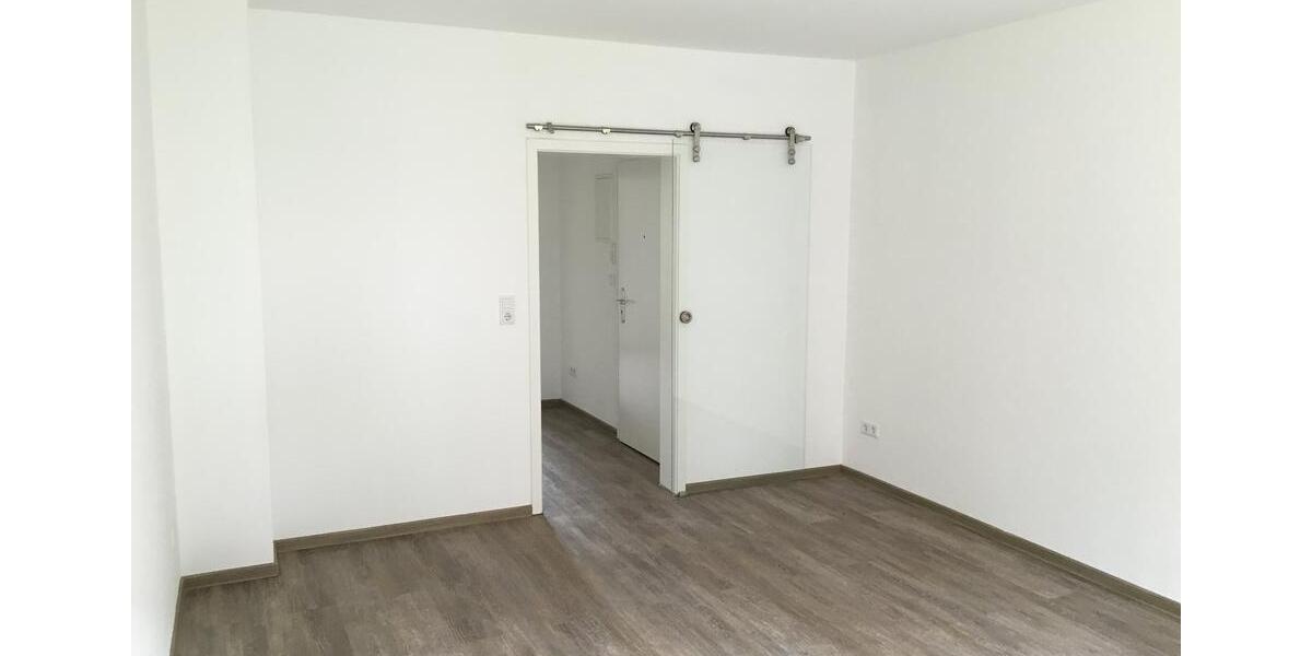 Erdgeschoßwohnung Bremerhaven Lehe - 1 Zimmer, 34 m&sup2;, 309&euro; | Angebot:25378861