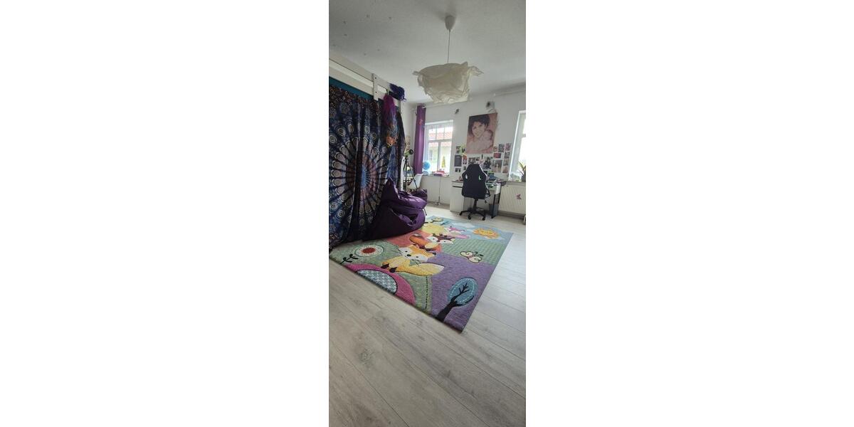 Etagenwohnung Sömmerda - 3 Zimmer, 91 m&sup2;, 700&euro; | Angebot:26279346