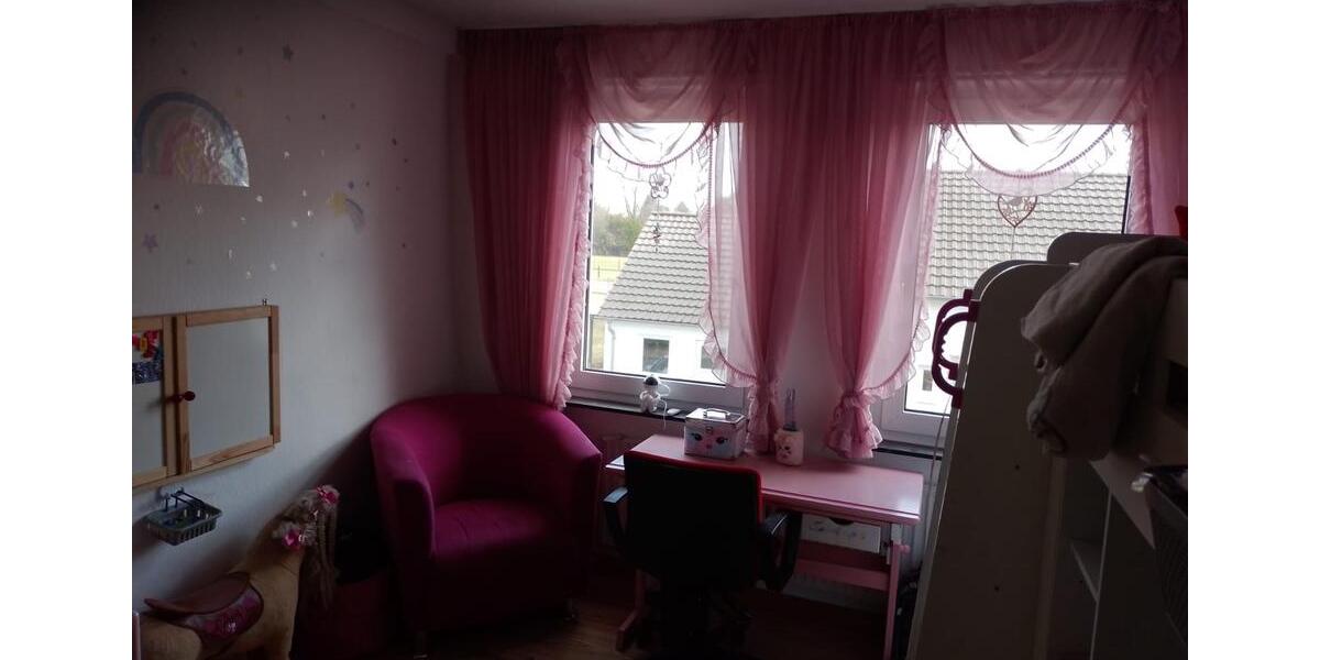 Etagenwohnung Stolzenau - 4 Zimmer, 91 m&sup2;, 700&euro; | Angebot:26337049