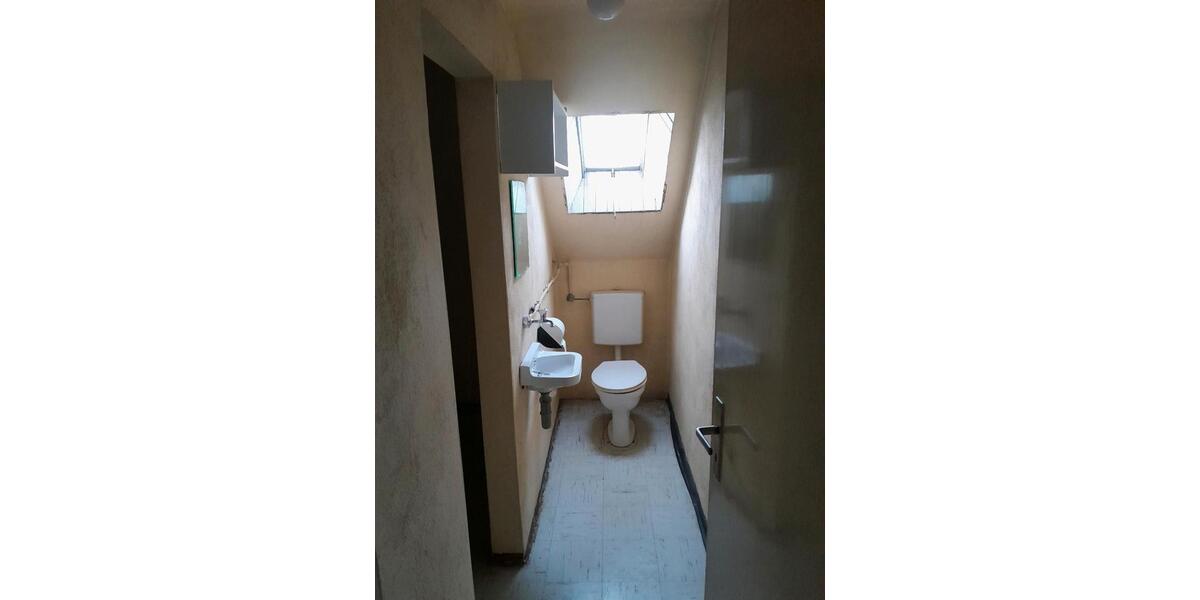 Einfamilienhaus Künzelsau - 8 Zimmer, 160 m&sup2;, 1.300&euro; | Angebot:25414810