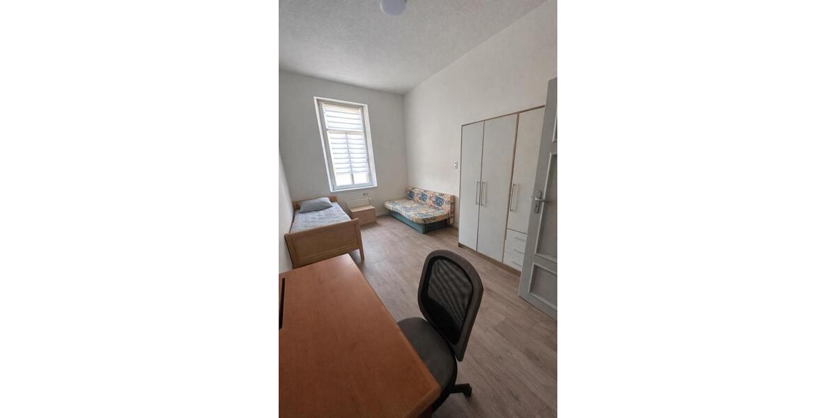 Etagenwohnung Hof Altstadt - 1 Zimmer, 20 m&sup2;, 360&euro; | Angebot:25220516