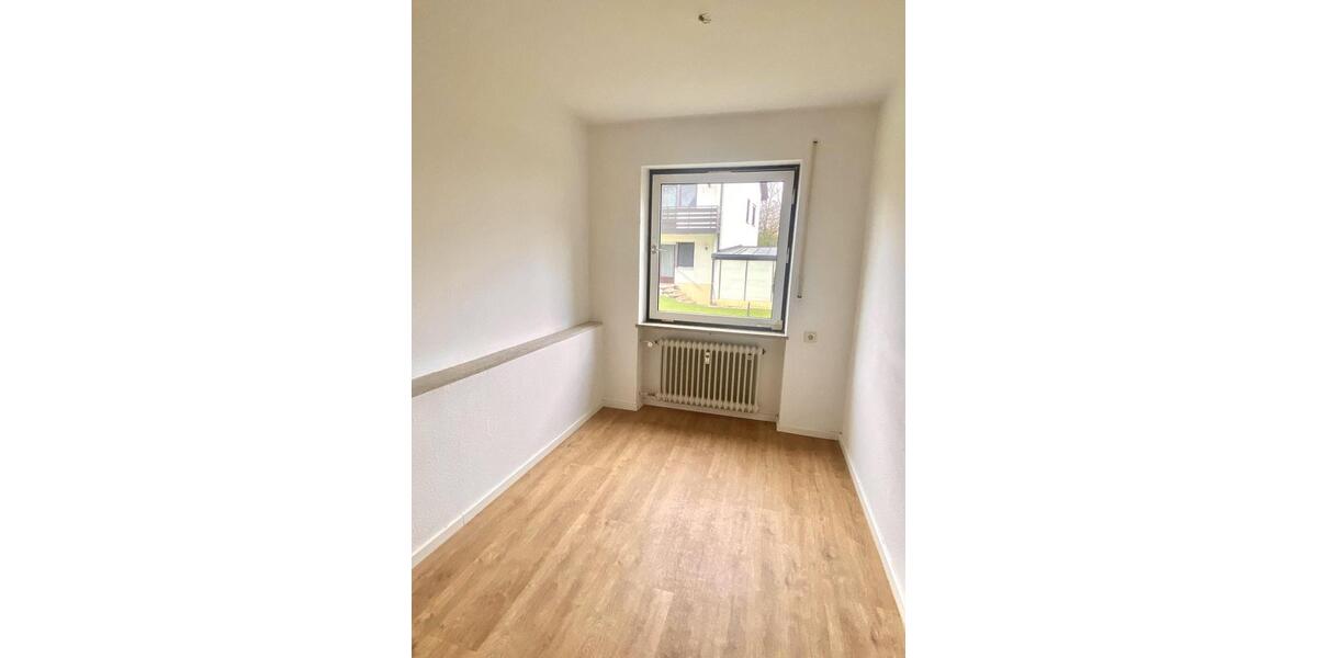 Etagenwohnung Dillingen an der Donau - 5 Zimmer, 107 m&sup2;, 1.250&euro; | Angebot:23860033