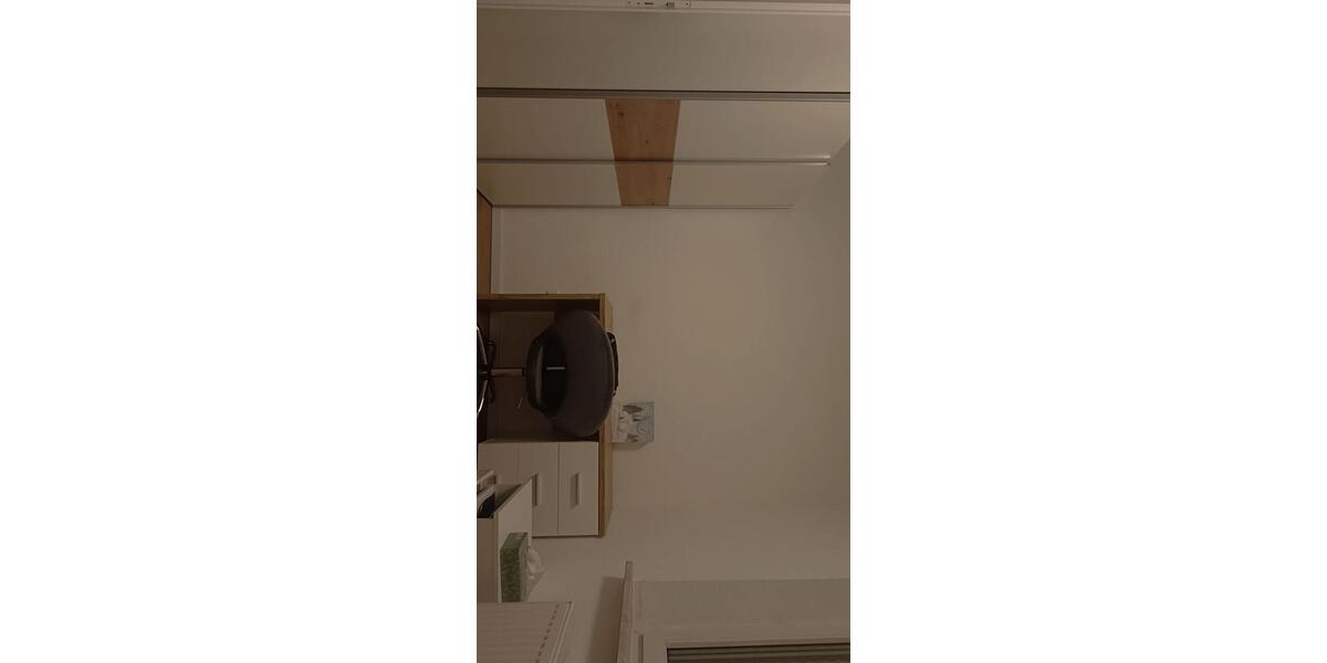 Wohnen auf Zeit Karlsruhe Innenstadt-Ost - 1 Zimmer, 16 m&sup2;, 525&euro; | Angebot:26553445