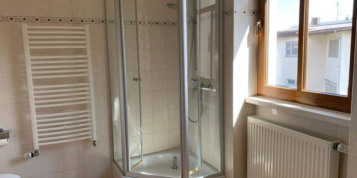 Etagenwohnung Neustadt an der Aisch Neustadt - 3 Zimmer, 86 m&sup2;, 790&euro; | Angebot:24593743