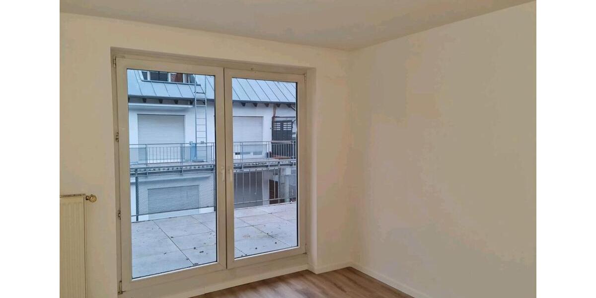 Etagenwohnung Thaleischweiler-Fröschen Fröschen - 2 Zimmer, 87 m&sup2;, 1.200&euro; | Angebot:26676859