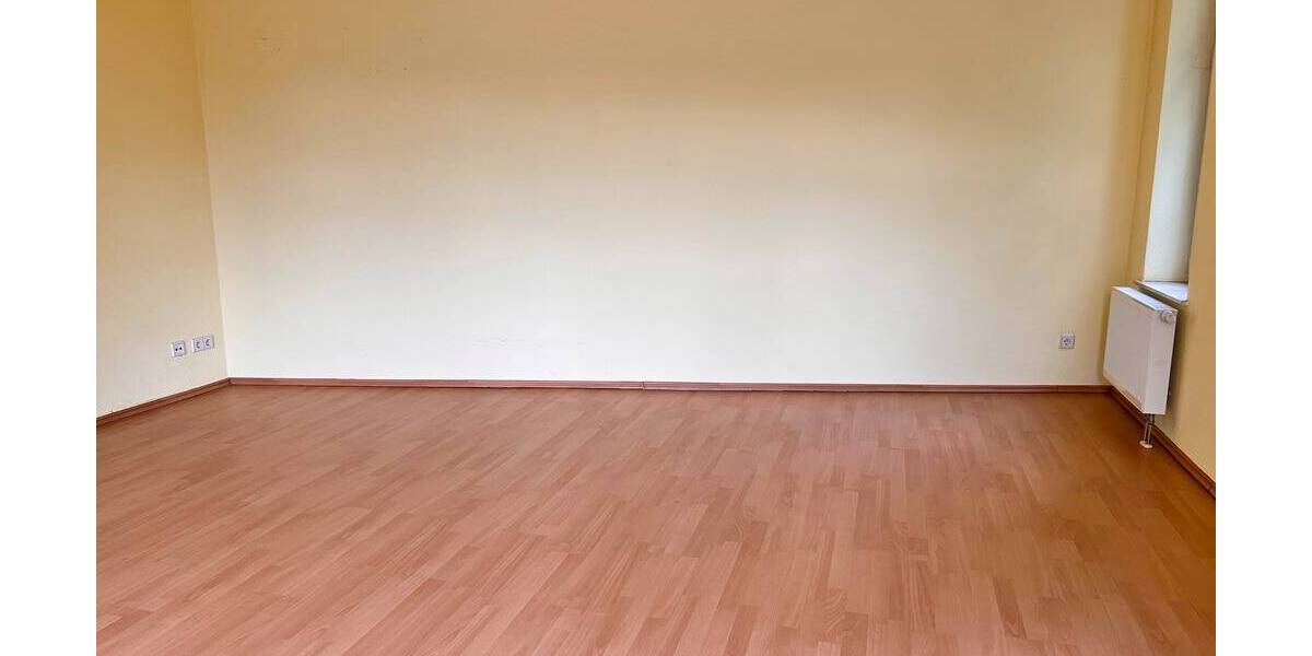 Etagenwohnung Plauen Westend - 2 Zimmer, 67 m&sup2;, 335&euro; | Angebot:26308225