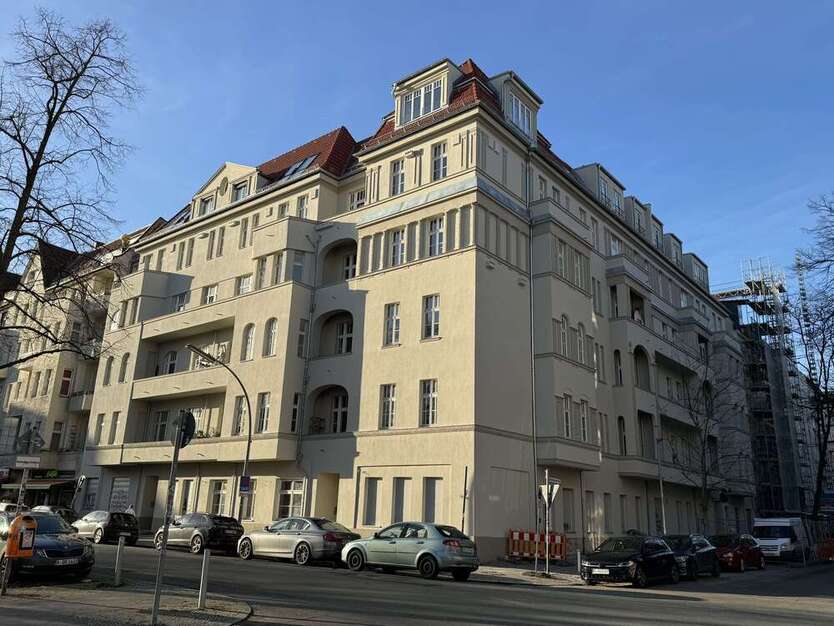 Wohnung zum Mieten in Berlin 1.715,02 € 90.13 m²