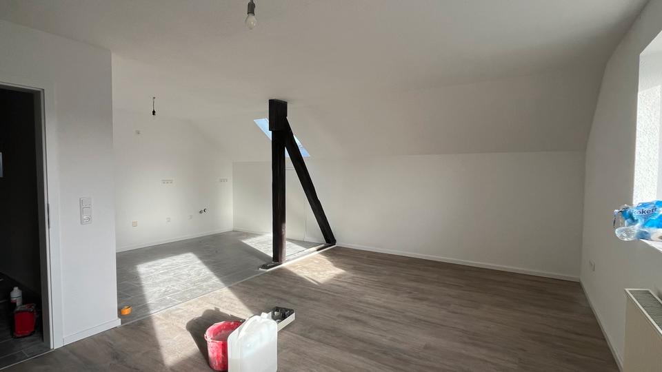 Dachgeschoßwohnung Bad Münstereifel - 3 Zimmer, 85 m&sup2;, 1.000&euro; | Angebot:24935040