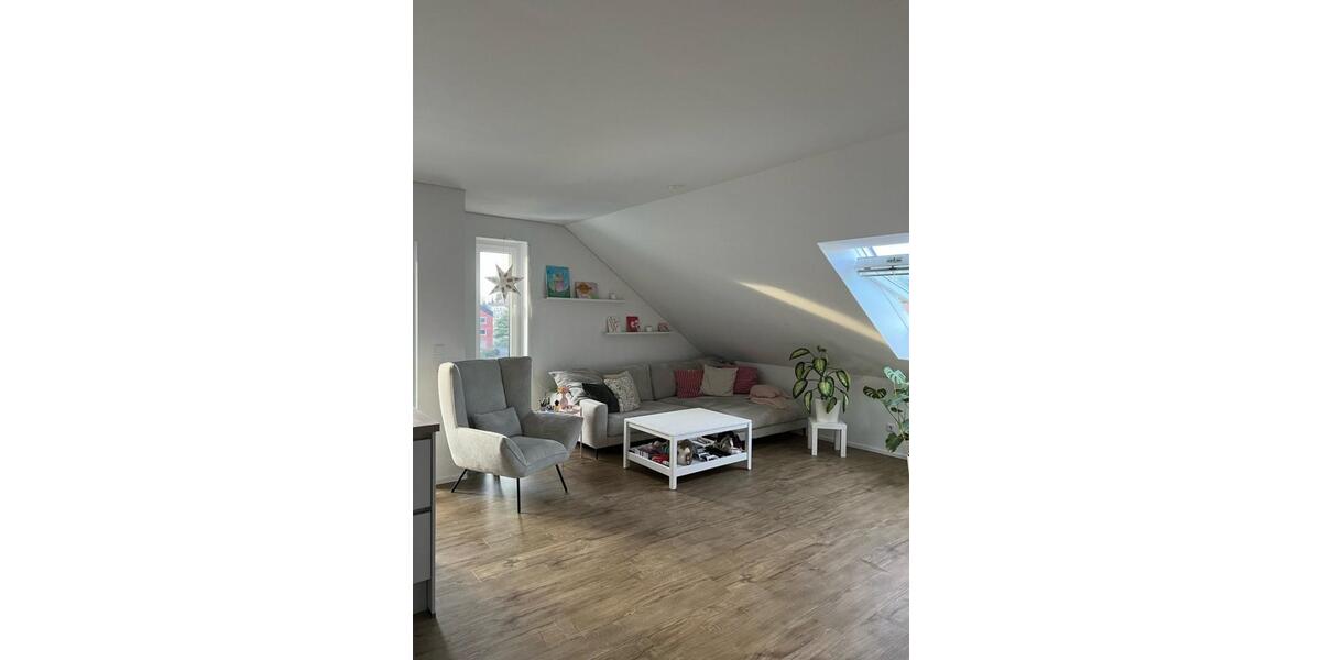Dachgeschoßwohnung Recklinghausen Berghausen - 2.5 Zimmer, 65 m&sup2;, 688&euro; | Angebot:24859121