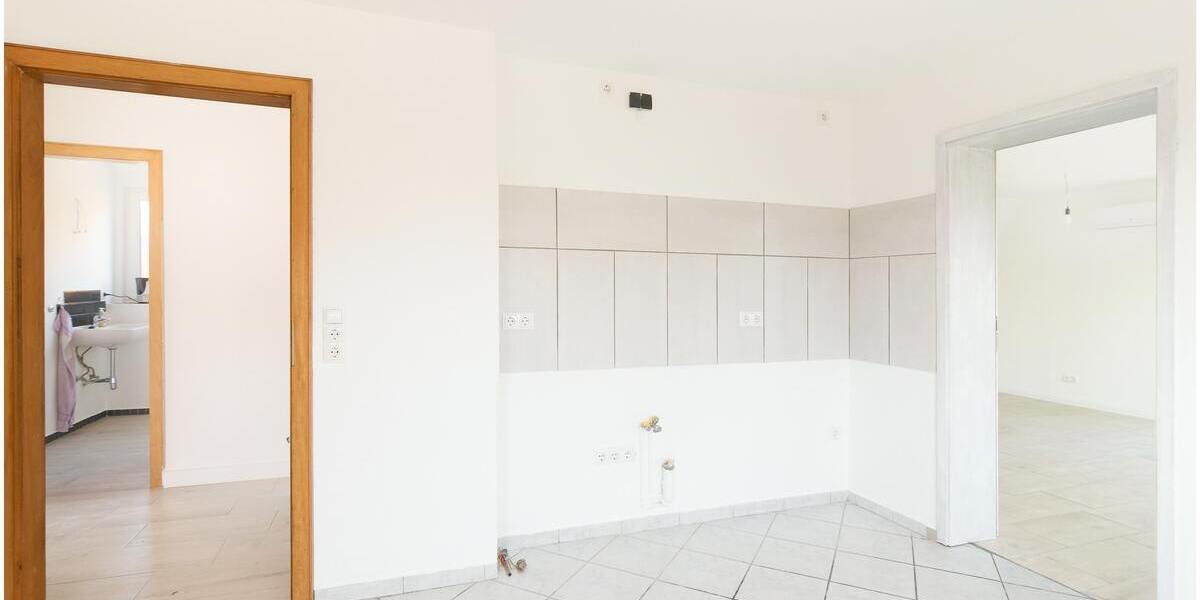 ***Moderne 97 m² Wohnung in Westoverledingen*** ***frisch renoviert*** - Dachgeschoßwohnung Westoverledingen Flachsmeer | Angebot:25407086