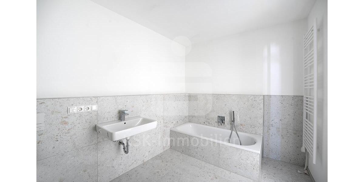 Etagenwohnung Eitorf - 3 Zimmer, 110 m&sup2;, 1.430&euro; | Angebot:25990257