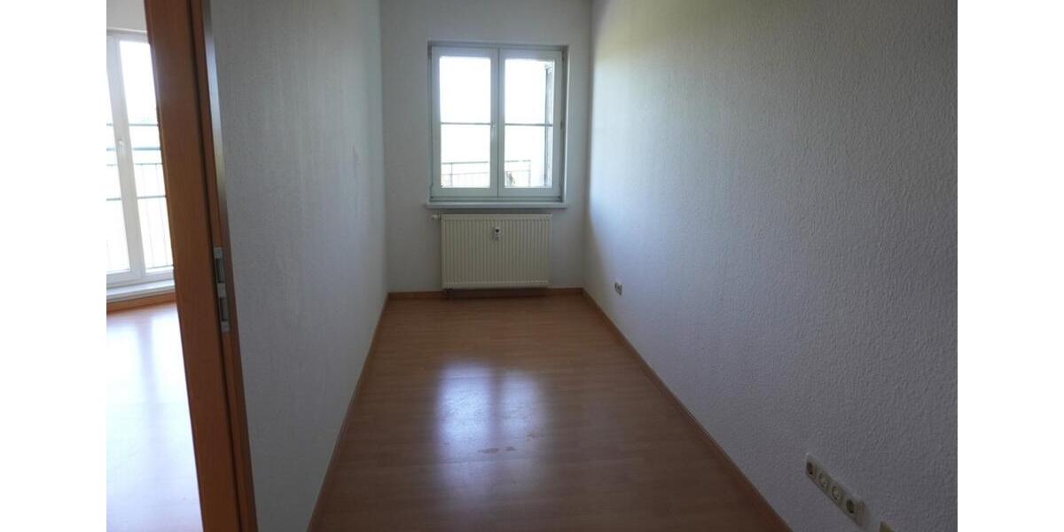 Etagenwohnung Biederitz - 3 Zimmer, 84 m&sup2;, 480&euro; | Angebot:26070734