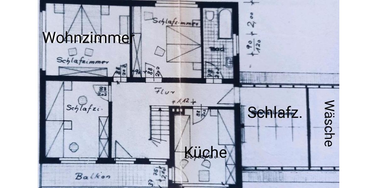 Mietwohnung 120m² mit Einbauküche 4 Zimmer, Küche, Bad, Balkon 7 zimmer