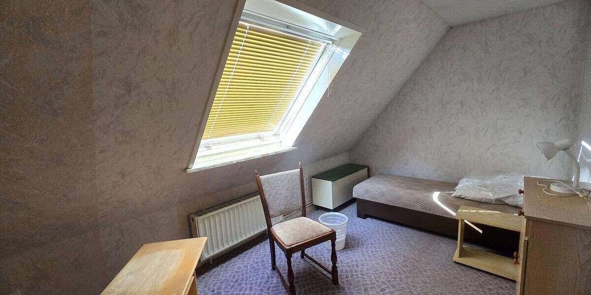 Einfamilienhaus Eschwege Niederhone - 7 Zimmer, 140 m&sup2;, 870&euro; | Angebot:25985105