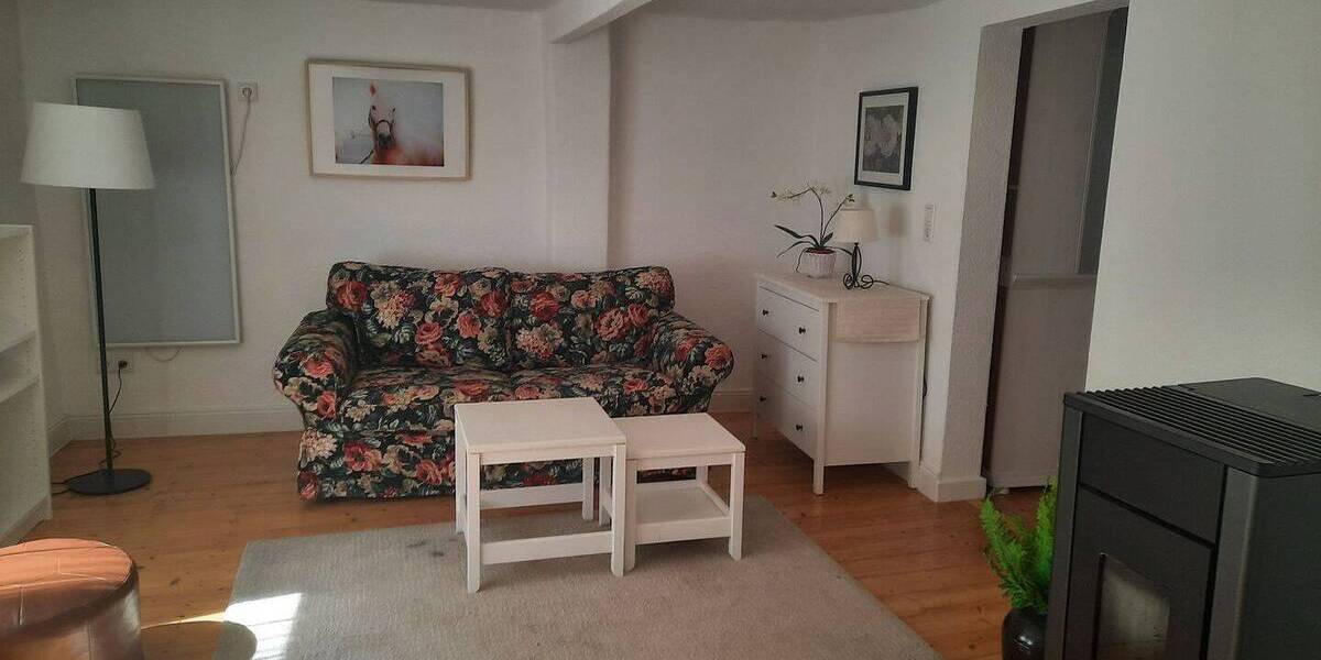 Mehrfamilienhaus, Wohnhaus Höchberg - 4 Zimmer, 90 m&sup2;, 895&euro; | Angebot:26766637