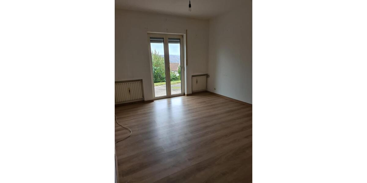 Etagenwohnung Wilnsdorf - 3 Zimmer, 70 m&sup2;, 700&euro; | Angebot:25256387