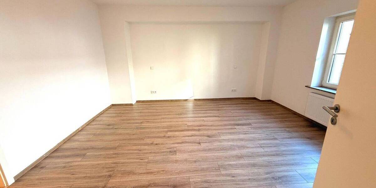 Etagenwohnung Kordel - 3 Zimmer, 92 m&sup2;, 775&euro; | Angebot:26154840