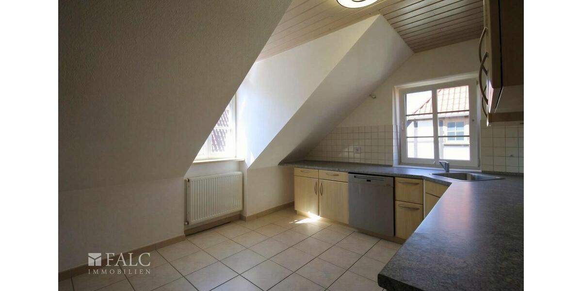 Dachgeschoßwohnung Dömitz - 4 Zimmer, 110 m&sup2;, 880&euro; | Angebot:26632663
