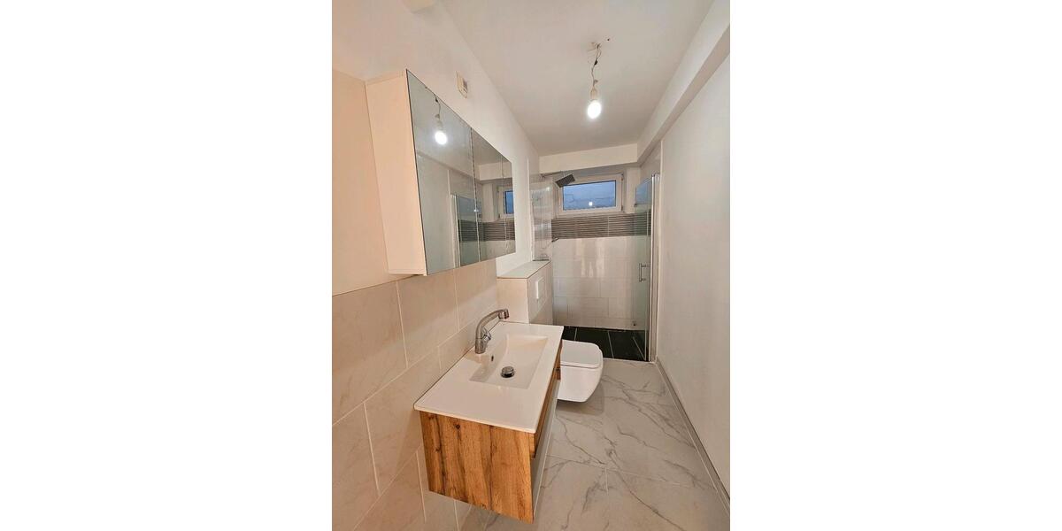 Etagenwohnung Bad Wildungen - 4 Zimmer, 120 m&sup2;, 1.250&euro; | Angebot:24550691