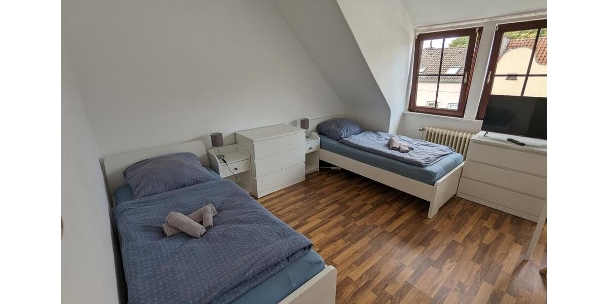 Wohnen auf Zeit Bremen Burglesum - 99 Zimmer, 300 m&sup2;, 20&euro; | Angebot:17425782
