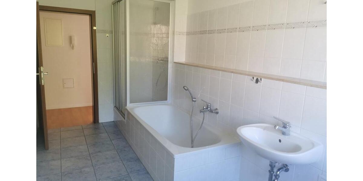 Etagenwohnung Bad Schmiedeberg - 4 Zimmer, 80 m&sup2;, 473&euro; | Angebot:26691762