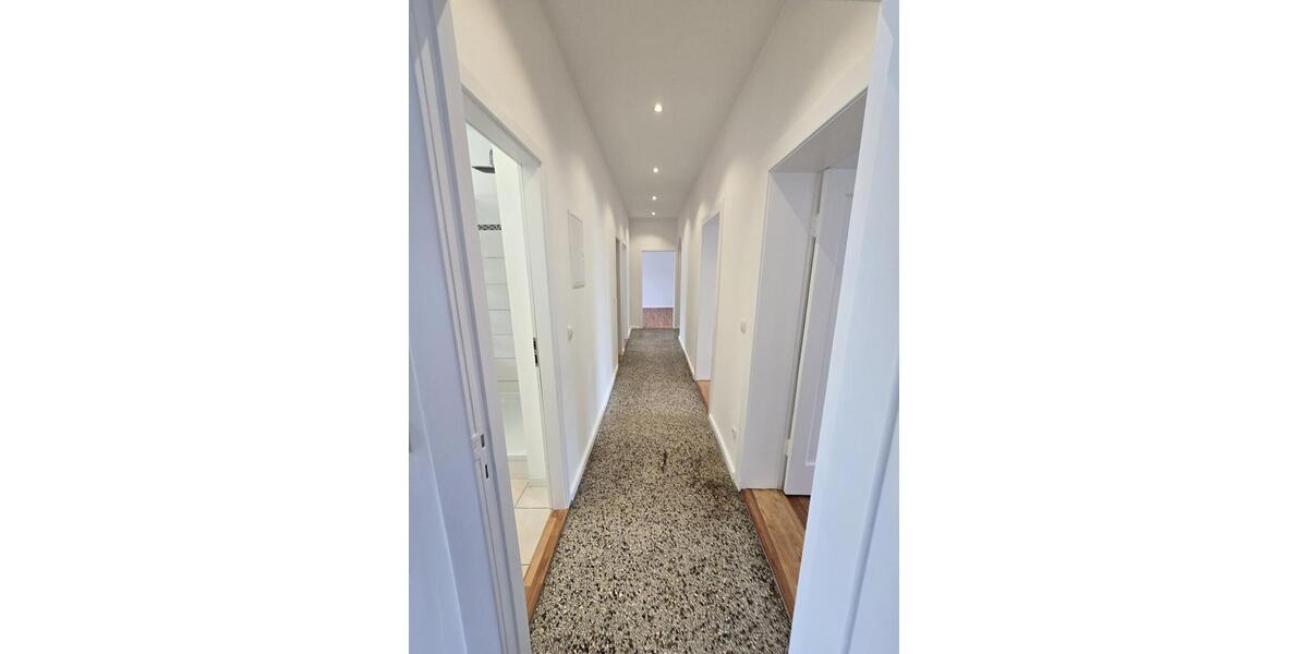 Etagenwohnung Teltow - 4.5 Zimmer, 114 m&sup2;, 1.760&euro; | Angebot:26416077