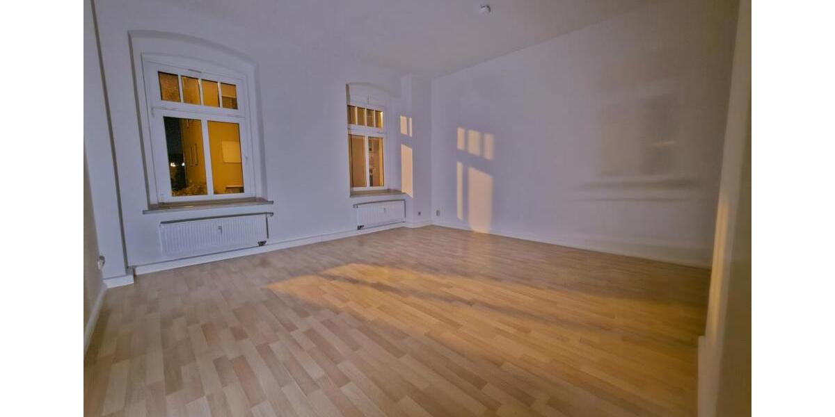 Etagenwohnung Altenburg - 4 Zimmer, 70 m&sup2;, 455&euro; | Angebot:25785344